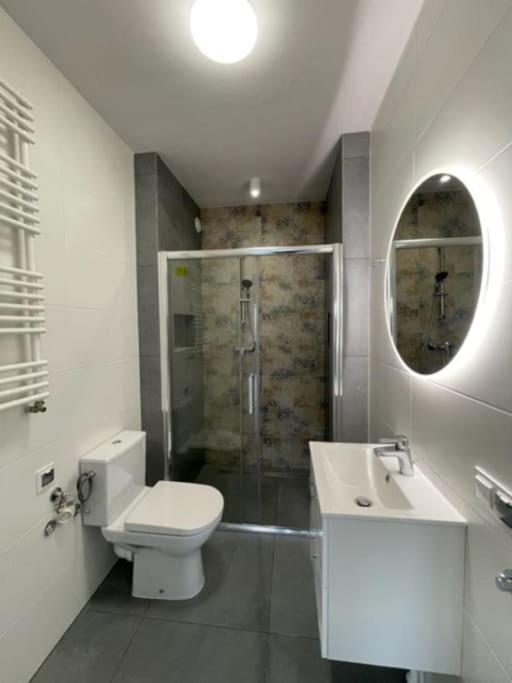 Apartament Sloneczny Kamienica Grochow With Free Parking Warsaw Exterior photo
